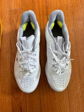 NWOT Men’s Under Armour White Yard Low MT TPU Baseball Cleats size 7